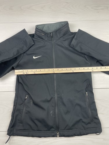 Chaqueta forrada de lana negra mediana Nike para mujer - Imagen 5 de 8