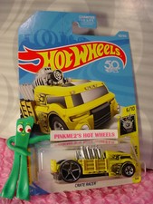 2018 Hot Wheels CRATE RACER 102 US 50  yellow;oh5/5sp  50  Experimotors   Case E