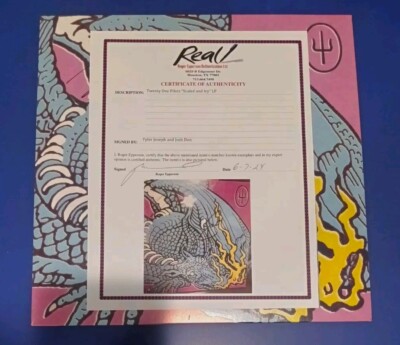 21 PILOTS Tyler Joseph Josh Dun SCALED ICY Autographed Vinyl Album