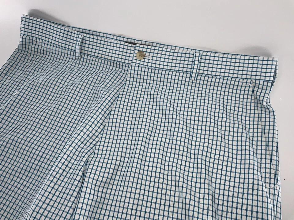 Pantalones cortos de golf Peter Millar Wicking E4 para hombre talla 37 Blanco Azul Cuadros Poli YGI P4-246 Foto 3 de 4