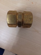 Tracpipe Autoflair Straight Coupling 25/28mm