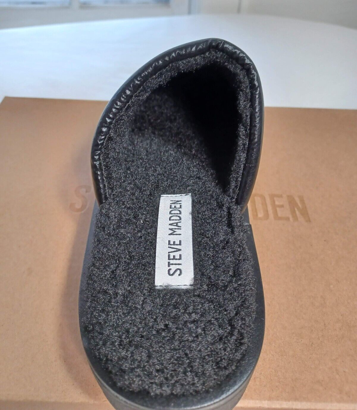 Steve Madden Womens Chex Black Quitted Puffer Slipper Size 7M | eBay