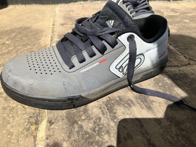 ADIDAS FIVE TEN Freerider Pro Mountain Bike Shoes, Size: UK10 US9.5 Grey/White