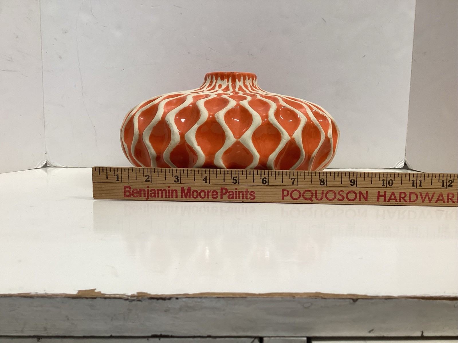 bed bath beyond IMAX  Agatha  ceramic vase orange/white wavy pattern