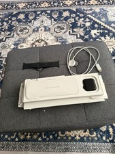 Apple Watch SE 2nd Gen GPS 40mm Midnight Aluminum Case Sport Band MNT73LL/A