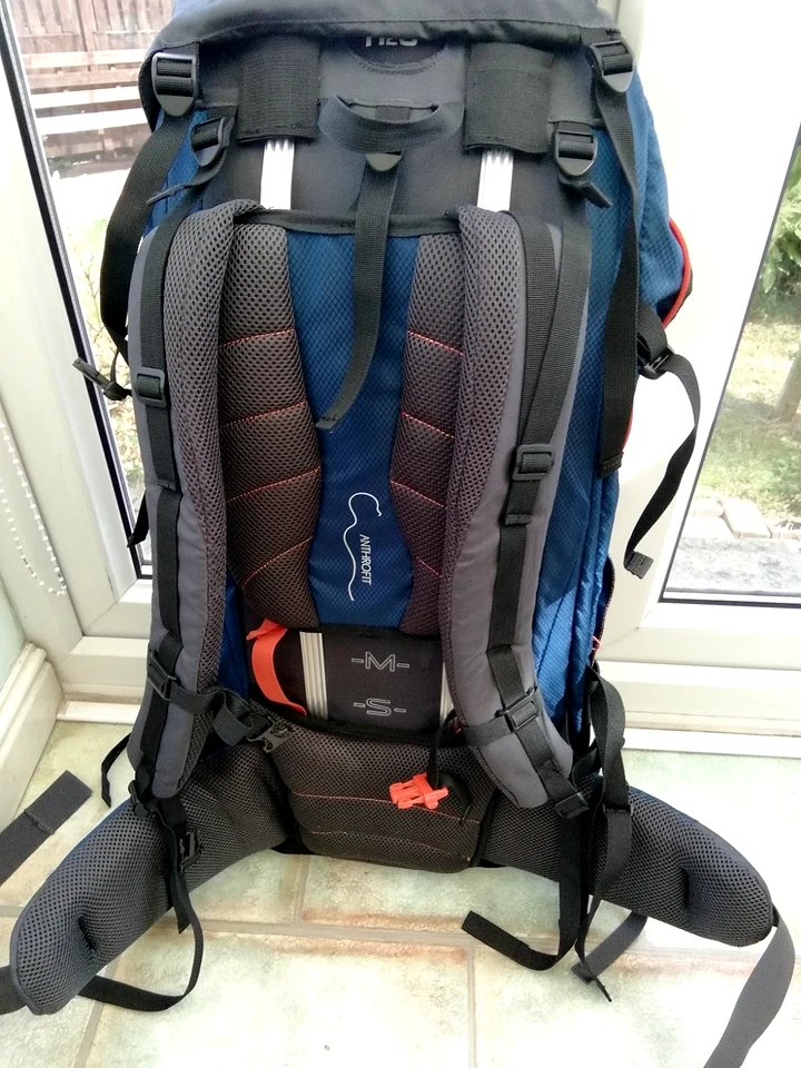 Mochila Aqua Alpina Negra Senderismo Camping Festival Seca Impermeable 60L + 10L Foto 3 de 4