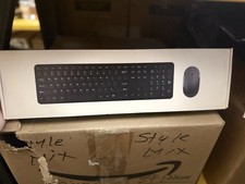 Black Standard QWERTY Keyboard and Mouse Bundle, English Layout, Plastic