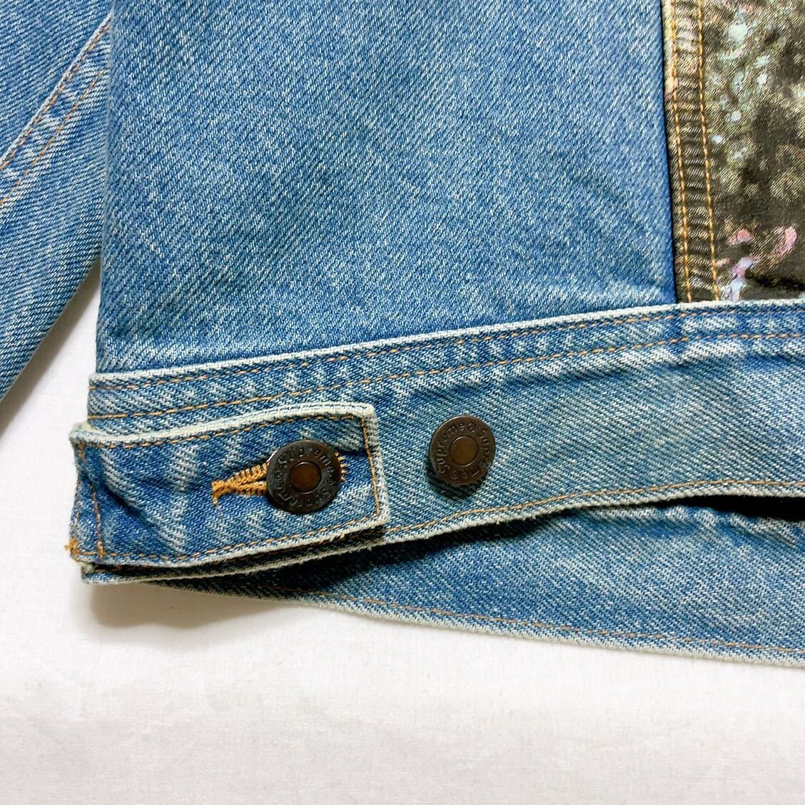 Supreme Black Sabbath Denim Trucker Jacket 16SS Washed Blue Supreme Black Sabbath Denim Trucker Jacket 16SS Washed Blue