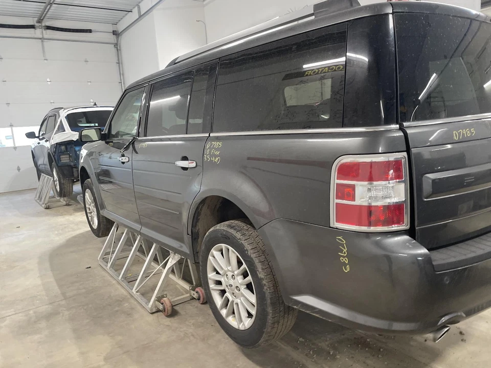 Medidor de velocímetro usado se adapta a: Ford Flex Cluster 2018 dos pantallas LCD de 4,2 en cl Foto 3 de 4