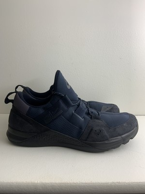 nike tech trainer amp