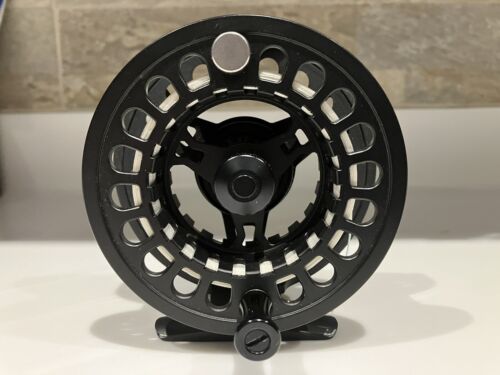 GREYS GTS 300 6/7/8 FLY FISHING REEL WITH LINE - Picture 1 of 10