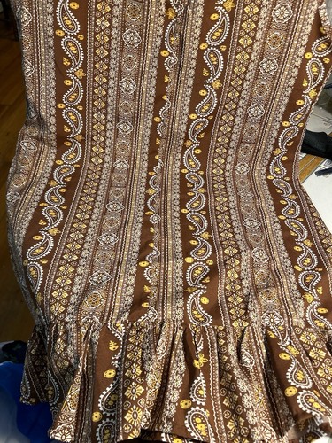 Woman’s Size M Brown Paisley Designed Dress - Picture 6 of 6