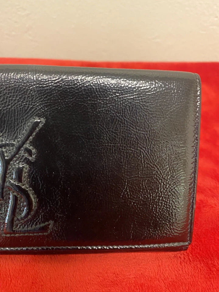 Bolso sin asas Yves Saint Laurent YSL charol negro Belle De Jour con solapa con certificado de autenticidad Foto 4 de 4