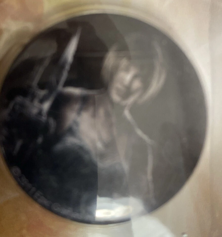 Gears of War 3 - 5 Piece Button Set NECA Epic Games 2011 New Sealed - Image 4 of 4