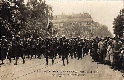 CPA PARIS Fete des Drapeaux 14 Juillet 1917 Boulevard St-Germain (1242570)