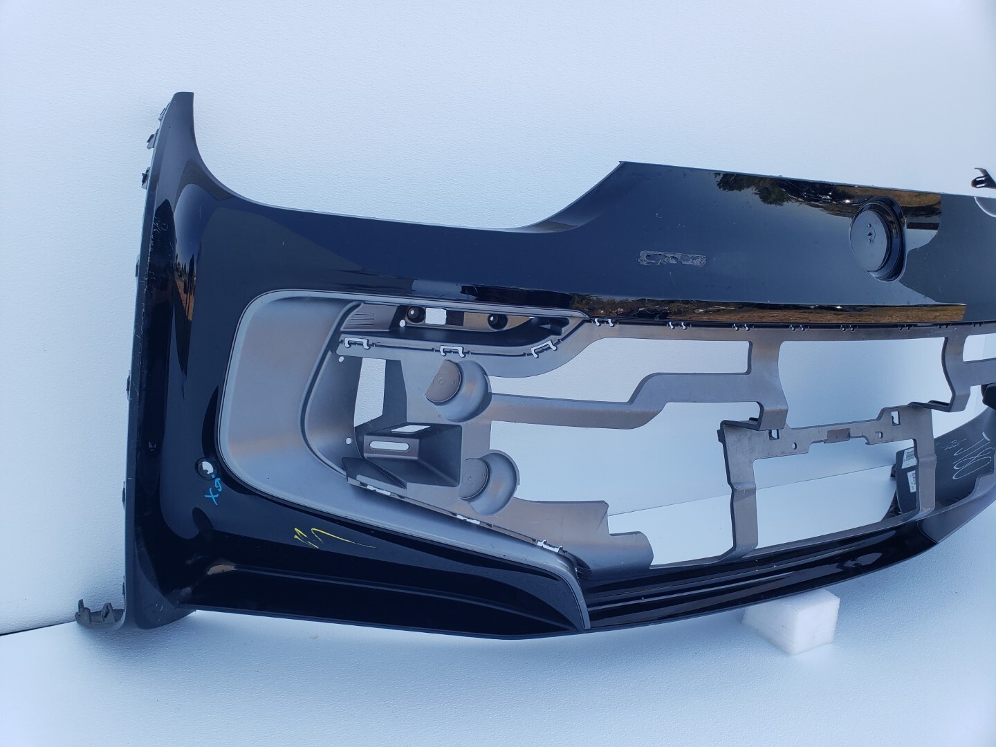 14 15 16 17 18 19 20 2014 2020 BMW i8 REAR BUMPER COVER 7336298 OEM