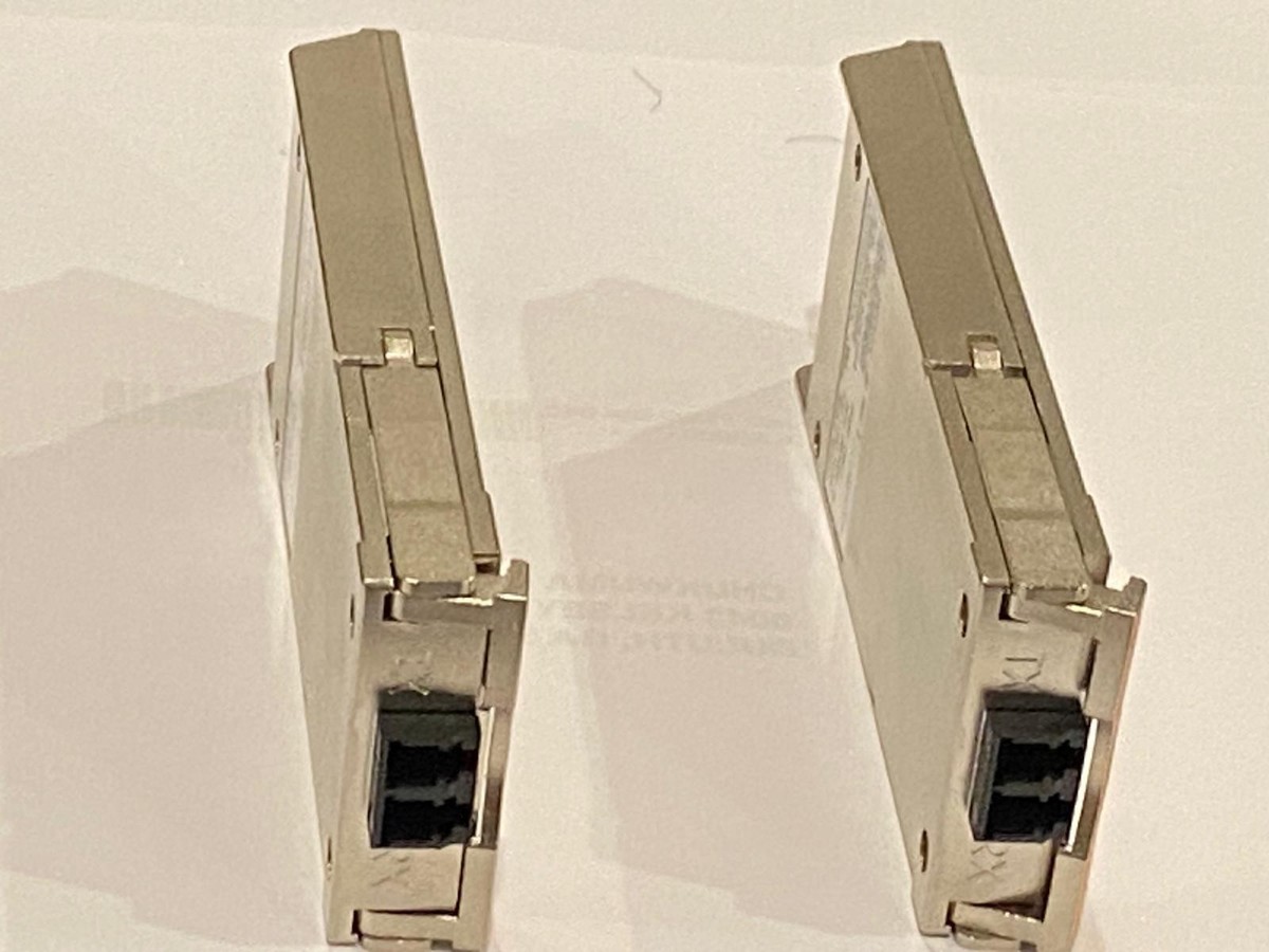 CORIANT INFINERA ZXS-C2OTSTZZ-00 100/200G DWDM WOTRD6A4AA