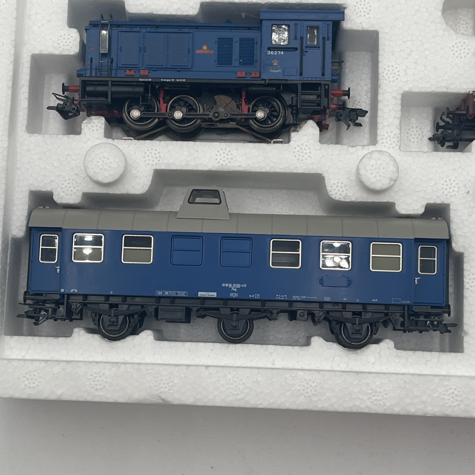 Picture 3 of 13