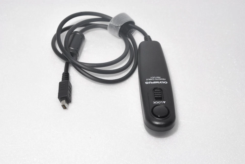 Unused* Olympus Remote Cable RM-UC1 with Manual boxed - Image 4 of 4