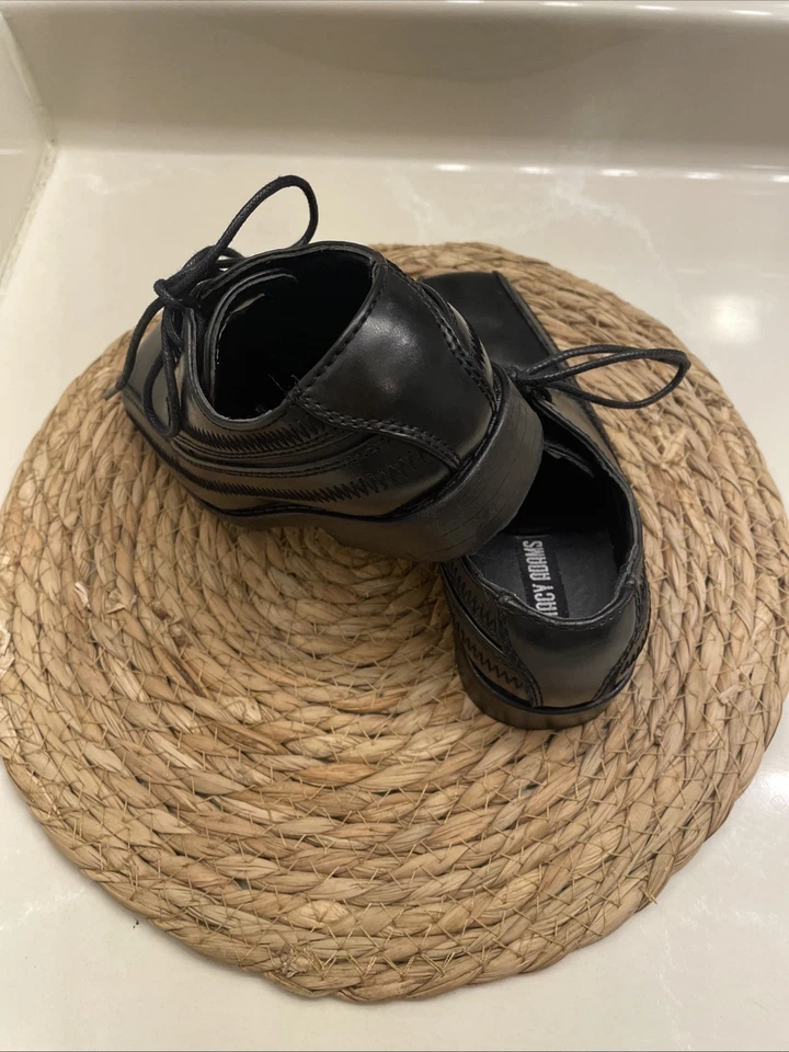 Zapatos de vestir mocasines con corbata negros Stacy Adams para niños pequeños 8 M Foto 3 de 4