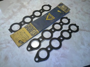NORS Manifold Gasket Set, 1936 1937 1938 1939 1940 Buick Century Roadmaster Ltd.