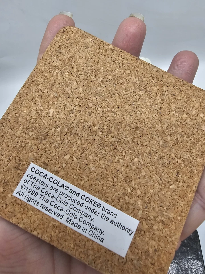 MIXED LOT OF 30 COCA-COLA COKE COASTERS CHRISTMAS DESIGNS CORK-BACKED 1999/2000 - Image 4 of 4