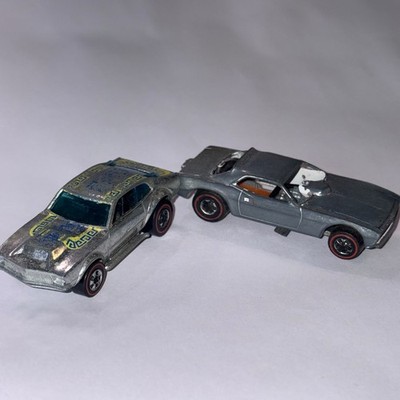 VNTG 70s Hot Wheels Lot of 2 Snake Funny Car Mighty Maverick