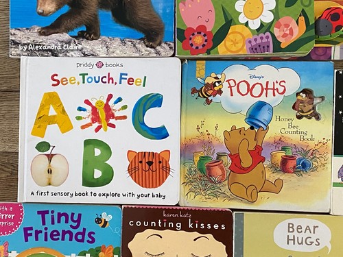 Lot of 11 Baby Board Books- Pop up Peekaboo, Snoozers, Counting Kisses,Bear Hugs - Imagen 4 de 12