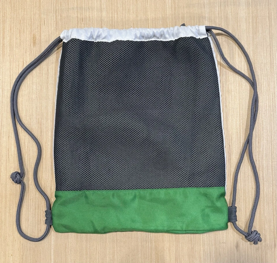 Mochila Torneo de Golf Masters Blanca 16x13.5 Cinch Cordón Augusta Oficial Foto 3 de 3