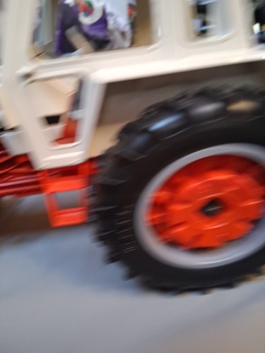 ERTL Case Agri King 970 1/16 Scale Toy Tractor 1998 - Picture 3 of 8
