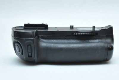 Nikon MB-D14 Battery Power Pack Grip for D600D610 *Fiar/Poor*