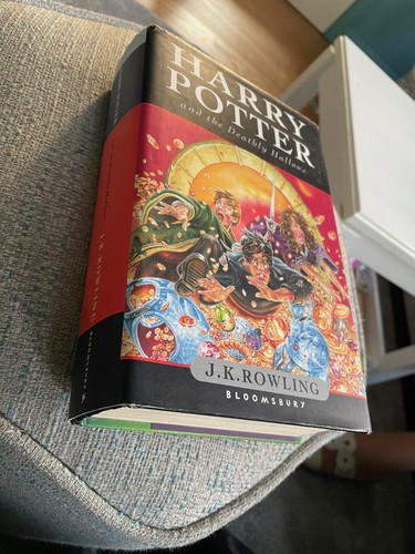 First Edition Harry Potter & the Deathly Hallows by J. K. Rowling (Hardback 2007 - Picture 9 of 11
