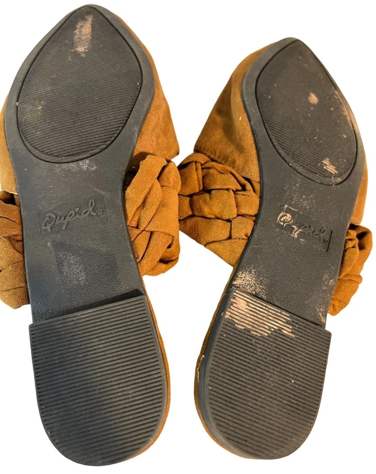 Mules sin cordones trenzados de gamuza marrón punta talla 7 de Qupid Foto 4 de 4