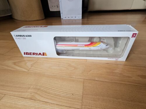 Airbus A300 Hogan Iberia 1:200 model