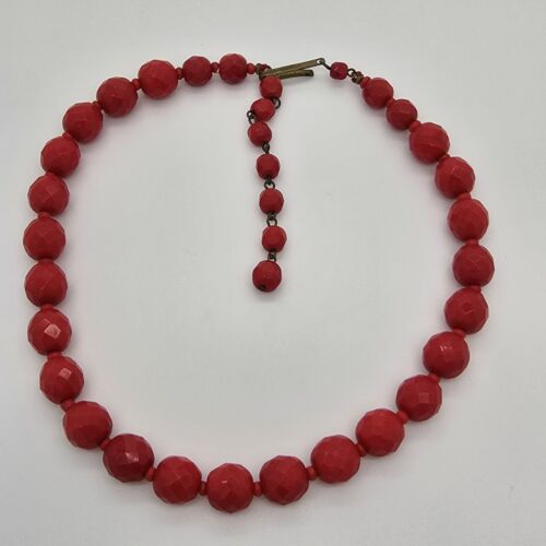 VINTAGE SIGNED WESTERN GERMANY RED BEADED CHOKER NECKLACE LENGTH 13"-15 1/2" - Foto 3 di 12