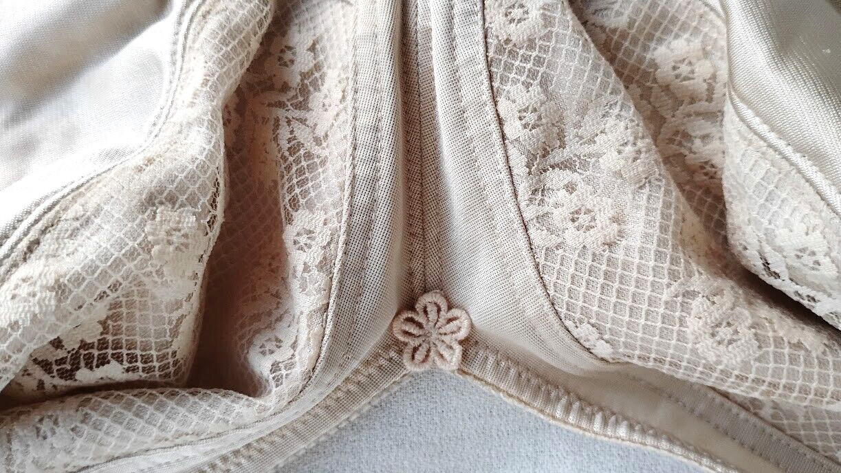 Underscore full coverage bra Hook & Eye Back Supp… - image 2