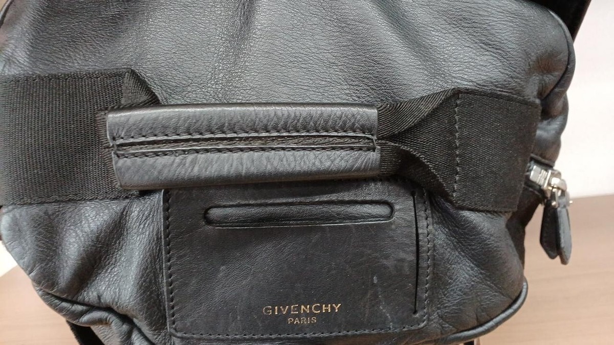 【GIVENCHY 】ノベルティ海外免税店限定商品!!リュック ブラック男女兼用 GIVENCHY 】ノベルティ海外免税店限定商品!!リュック ブラック