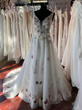 Real Image Illusion Sleeveless A-Line Wedding Dresses V-Neck Colorful 3D Floral