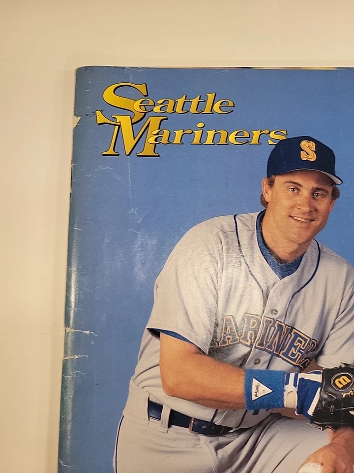 1992 Seattle Mariners Official Program & Scorecard - Image 3 of 4