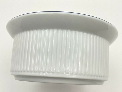 Dansk Bistro White with Blue Round Casserole Baking Dish ~ EUC - Picture 3 of 6
