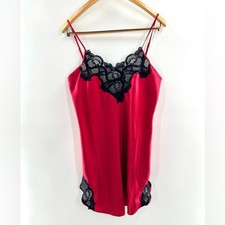 Victoria's Secret Vintage Gold Label Red  Black Lace Lingerie Nightgown Size M