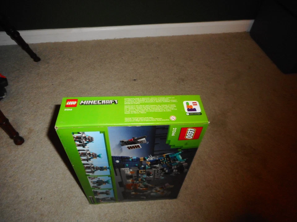 LEGO MINECRAFT THE DEEP DARK BATTLE 21246...**SELADO**NOVO**FRETE GRÁTIS** - Imagem 3 de 4