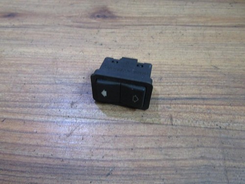 8368974 Fensterheber schalter  BMW 5-Series DE122427-32