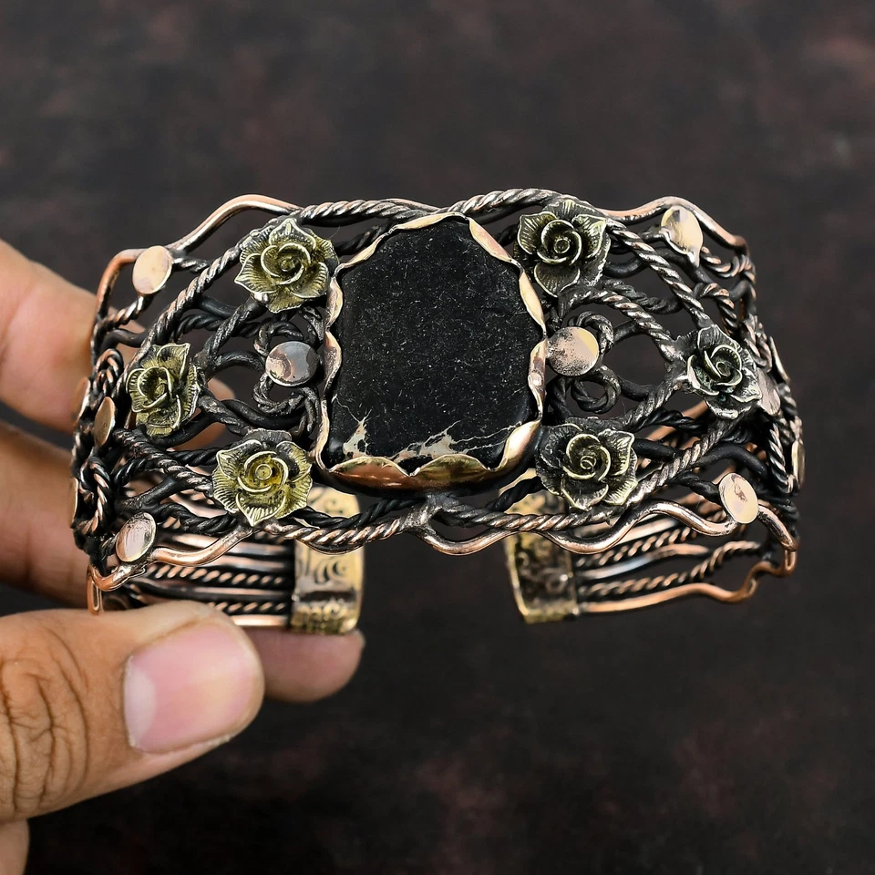 Brazalete de madre flor envuelto en alambre de piedra de jaspe sedimento del mar negro joyería cobre Foto 2 de 4