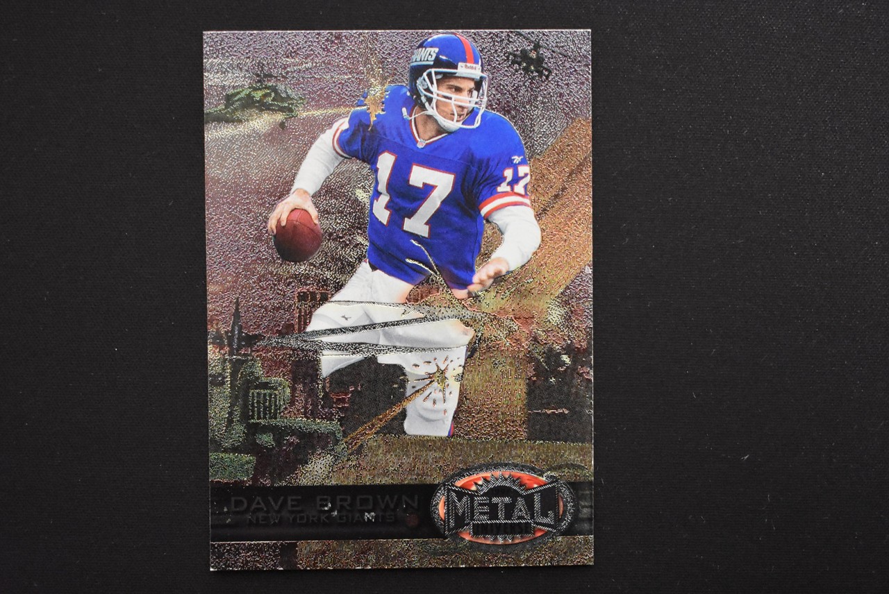 Dave Brown 1997 SkyBox Metal Universe #136 New York Giants
