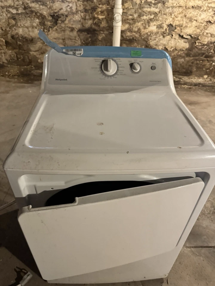 Hot Point White Washer and Dryer Set Uploadable - Image 3 of 4