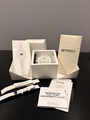 MoonSwatch Mission to Moonphase (Snoopy) Full Set, Additional Straps MINT