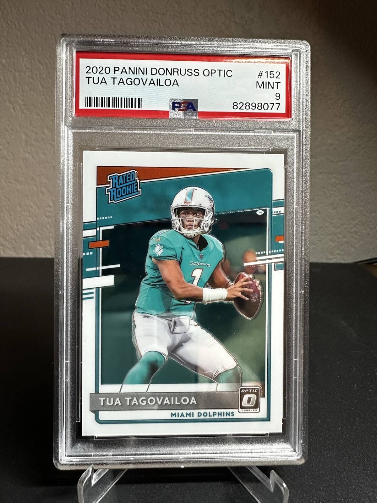 2020 Donruss Optic #152 Tua Tagovailoa RC RATED ROOKIE PSA 9 Dolphins