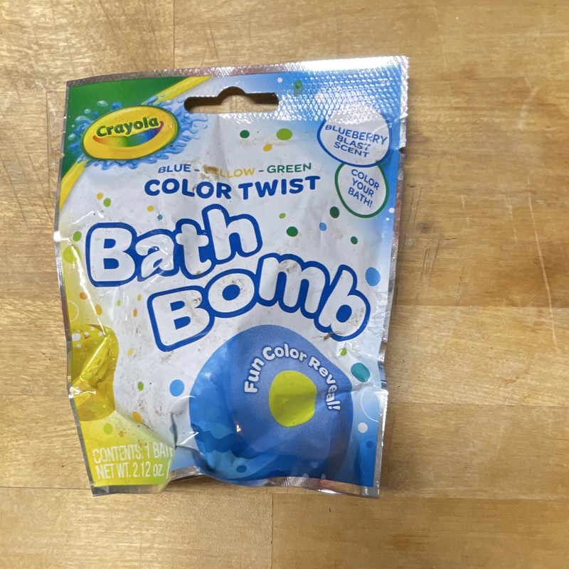 Crayola Color Twist Color Change Bath Bomb Blueberry Blue/Yellow/Green 2.12 oz