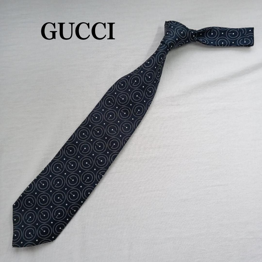 GUCCI Necktie Tie All over G Logo pattern Used Made in Italy 100% Silk Navy